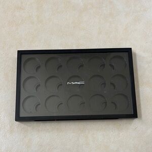 MAC Empty Eyeshadow Palette